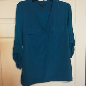 MOVING SALE! Mixed matl Banana Republic blouse L